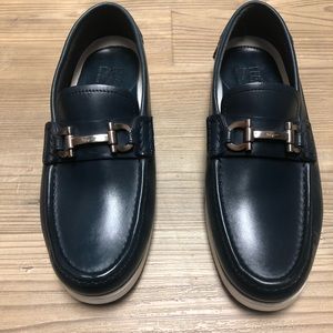 Salvatore Ferragamo men’s loafers size 8.5 D